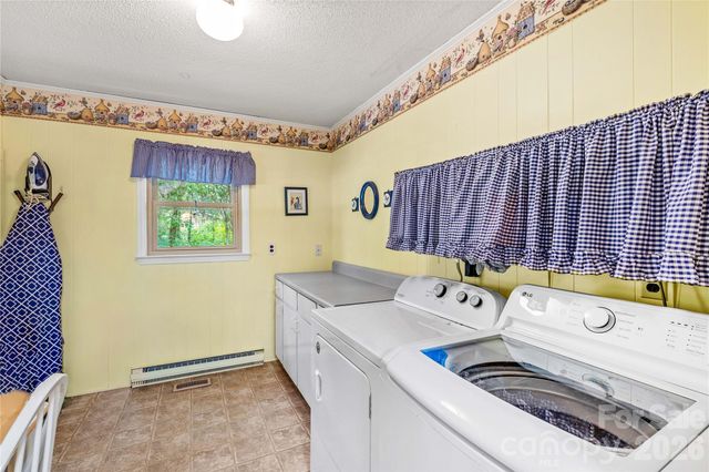 132 Polly Drive, Statesville, NC 28625