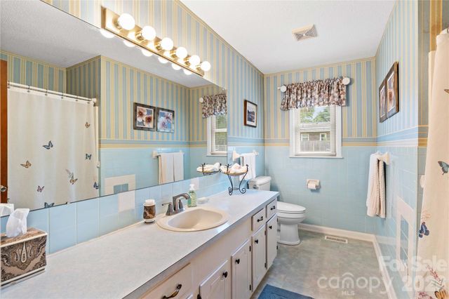 132 Polly Drive, Statesville, NC 28625