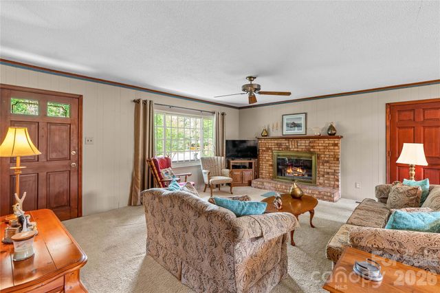 132 Polly Drive, Statesville, NC 28625