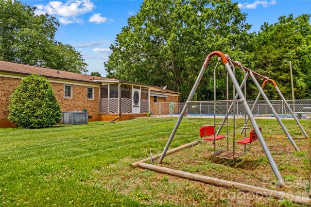 132 Polly Drive, Statesville, NC 28625