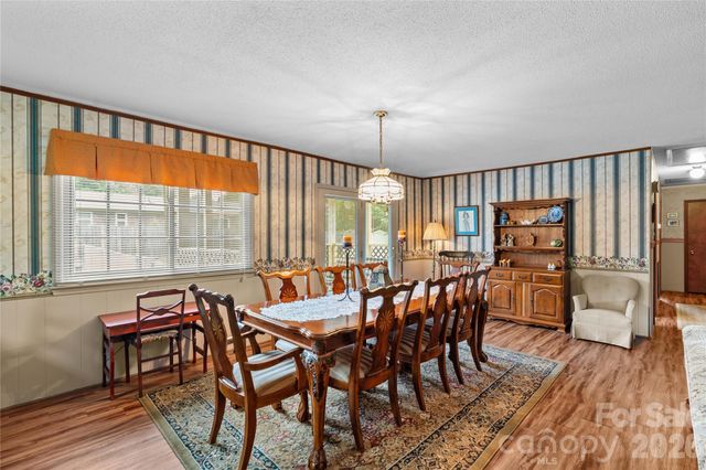 132 Polly Drive, Statesville, NC 28625