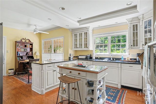 1 Treutlen Lane, Savannah, GA 31411