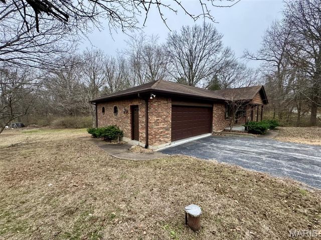 2560 Highway N, Pacific, MO 63069