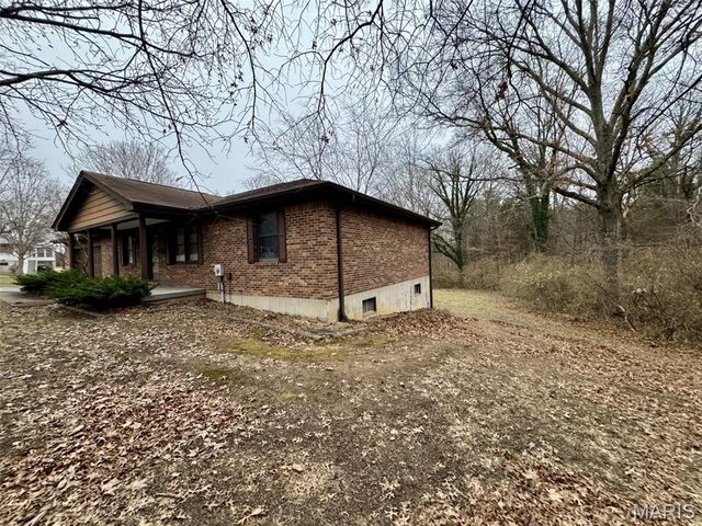 2560 Highway N, Pacific, MO 63069