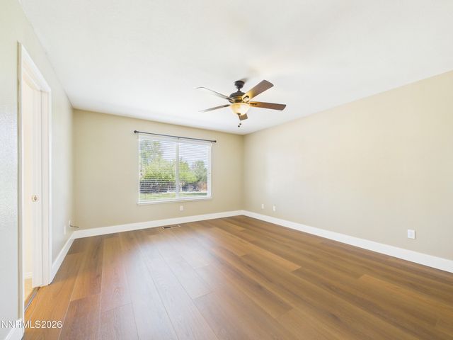 2274 Soar Drive, Sparks, NV 89441