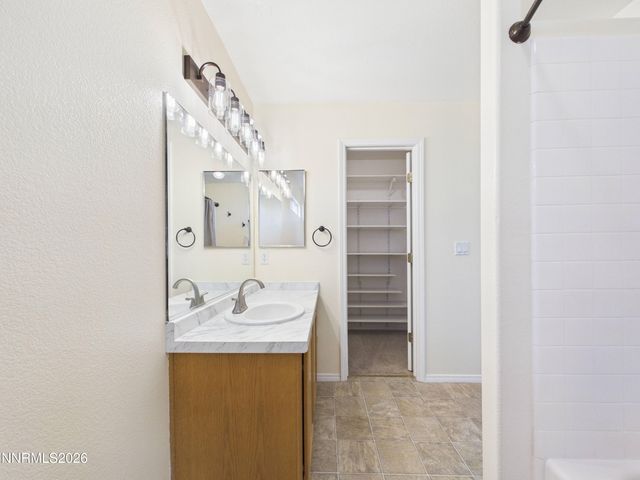 2274 Soar Drive, Sparks, NV 89441