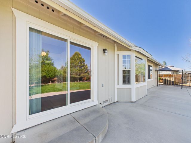 2274 Soar Drive, Sparks, NV 89441