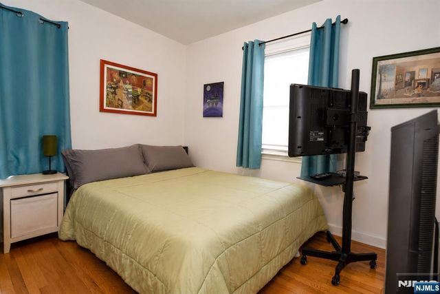 315 Myers Avenue, Hasbrouck Heights, NJ 07604