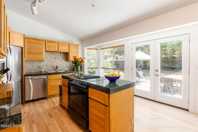 7717 S 3500 East, Cottonwood Heights, UT 84121