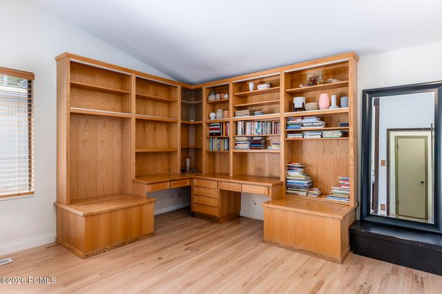 7717 S 3500 East, Cottonwood Heights, UT 84121