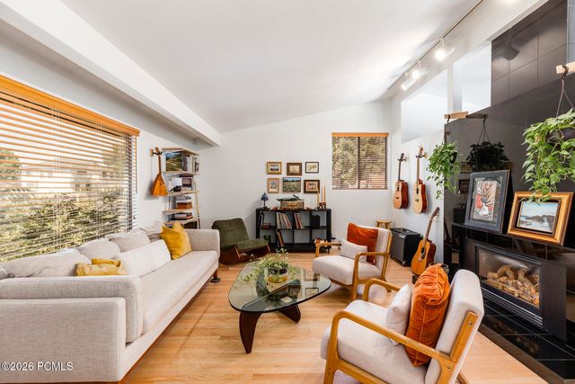 7717 S 3500 East, Cottonwood Heights, UT 84121