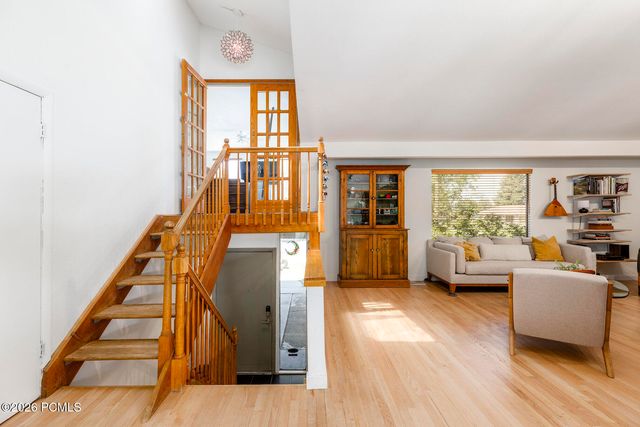 7717 S 3500 East, Cottonwood Heights, UT 84121