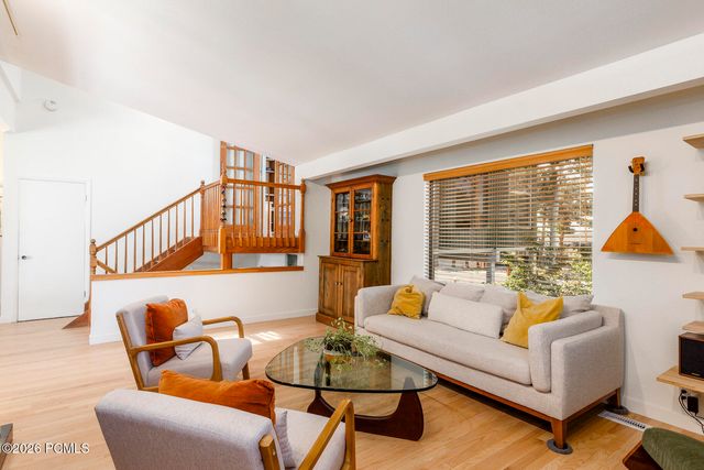 7717 S 3500 East, Cottonwood Heights, UT 84121