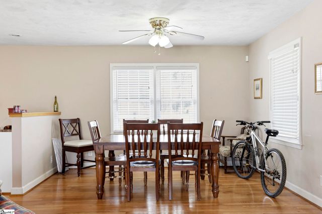 109 Palmetto Street, Cowpens, SC 29330