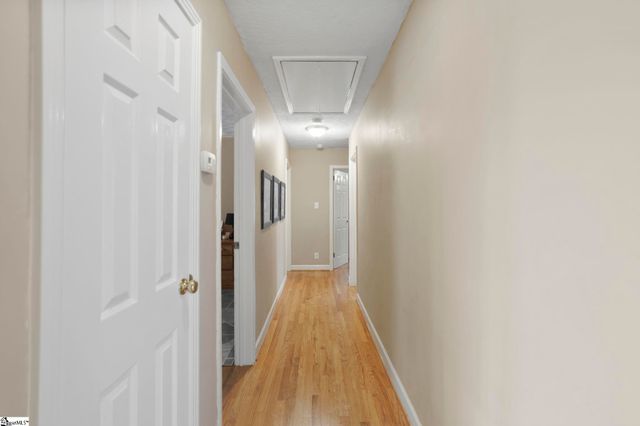 109 Palmetto Street, Cowpens, SC 29330