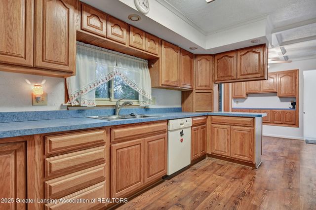 11191 W Chadwick Road, Eagle, MI 48822