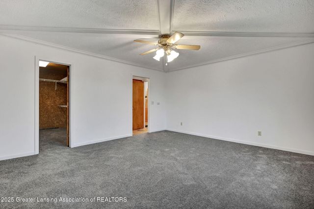 11191 W Chadwick Road, Eagle, MI 48822