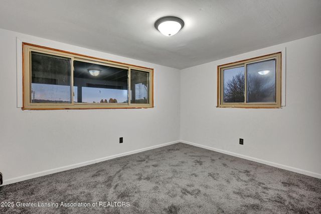 11191 W Chadwick Road, Eagle, MI 48822