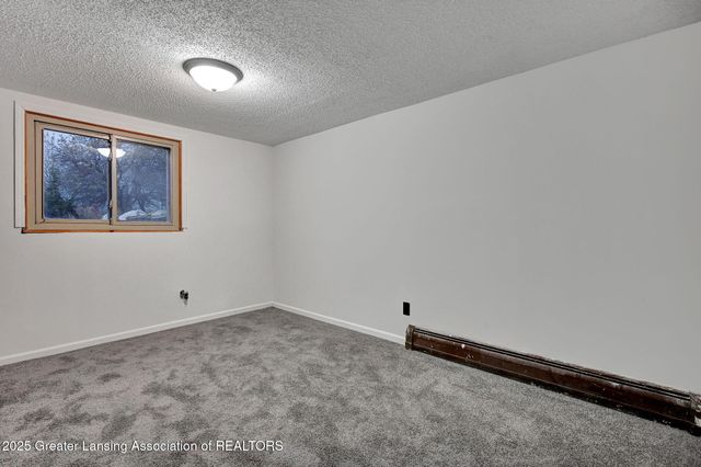 11191 W Chadwick Road, Eagle, MI 48822