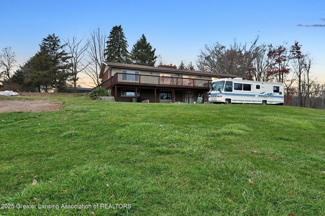 11191 W Chadwick Road, Eagle, MI 48822