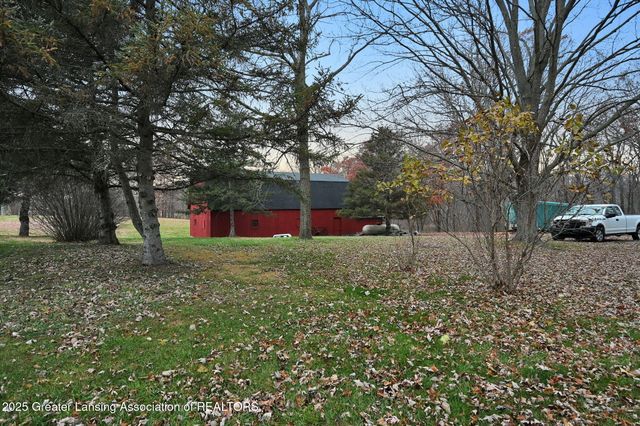 11191 W Chadwick Road, Eagle, MI 48822