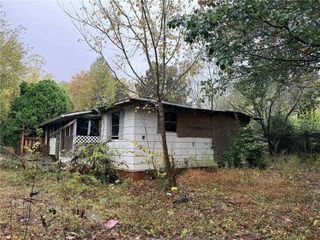 24 Martin Luther King Jr Circle, Kingston, GA 30145