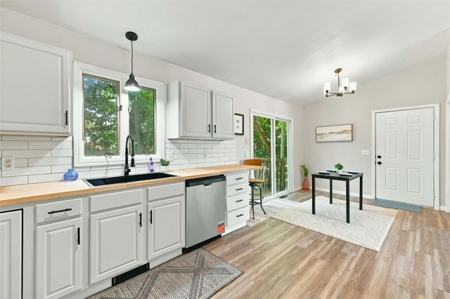2046 N Roberts Road, Muskegon, MI 49445