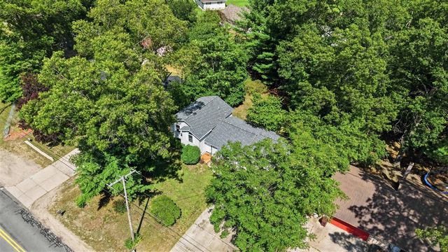 2046 N Roberts Road, Muskegon, MI 49445