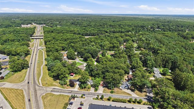 2046 N Roberts Road, Muskegon, MI 49445