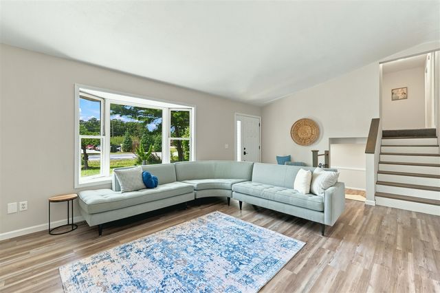 2046 N Roberts Road, Muskegon, MI 49445