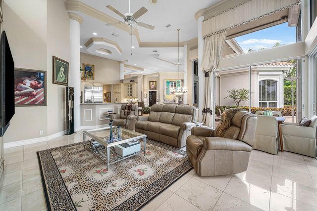 61 St George Place, Palm Beach Gardens, FL 33418