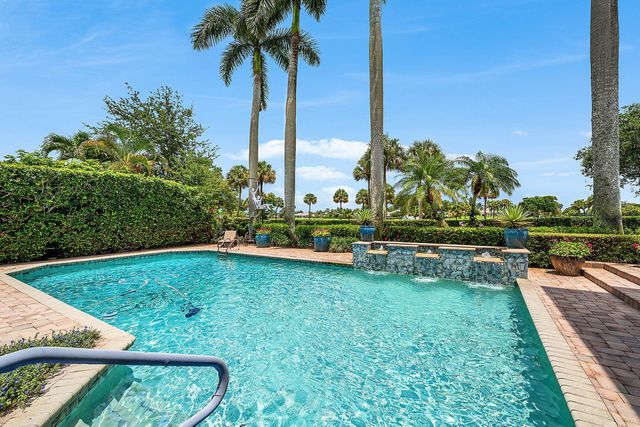 61 St George Place, Palm Beach Gardens, FL 33418