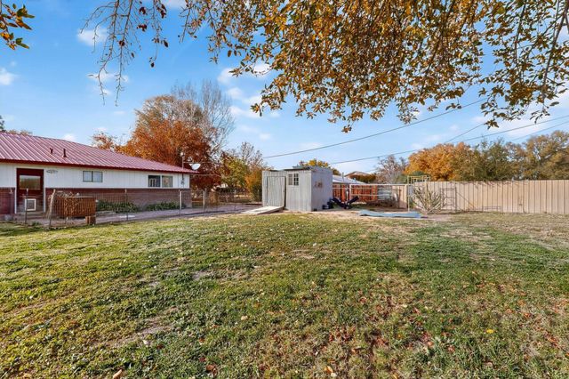 1110 Ranchero Road, Bosque Farms, NM 87068