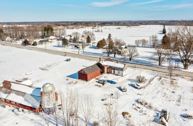 431 North Main Street, Alburgh, VT 05440