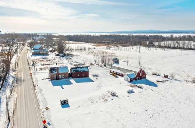 431 North Main Street, Alburgh, VT 05440