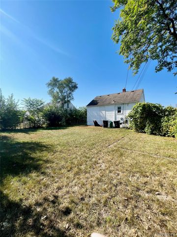 19288 Farmington Road, Livonia, MI 48152