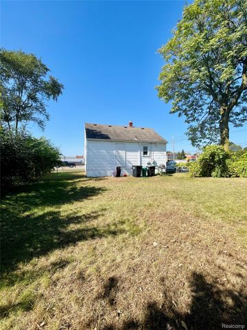 19288 Farmington Road, Livonia, MI 48152