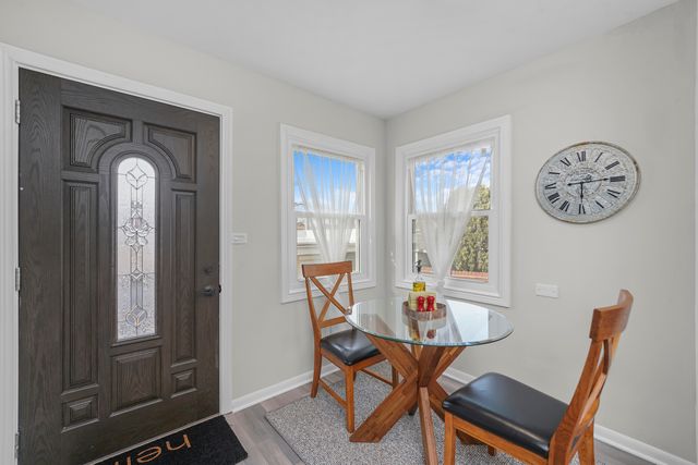 2716 N 73rd Avenue, Elmwood Park, IL 60707