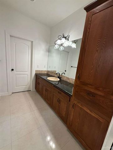 306 Driftwood Avenue, Mission, TX 78572