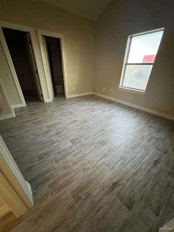 306 Driftwood Avenue, Mission, TX 78572