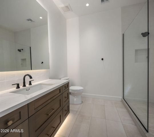 37200 N CAVE CREEK Road 2102, Scottsdale, AZ 85262
