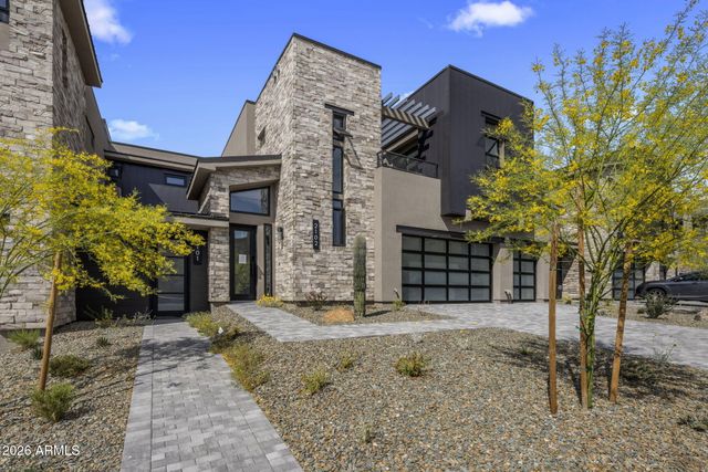 37200 N CAVE CREEK Road 2102, Scottsdale, AZ 85262