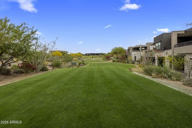 37200 N CAVE CREEK Road 2102, Scottsdale, AZ 85262