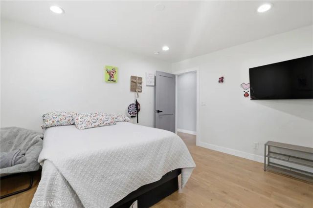 23956 Los Rosas Street, West Hills, CA 91304