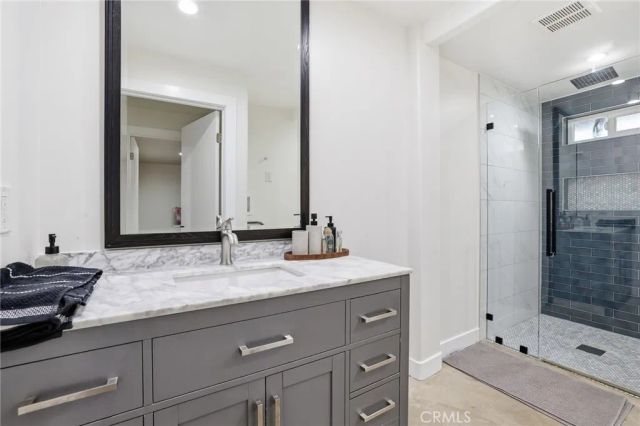 23956 Los Rosas Street, West Hills, CA 91304