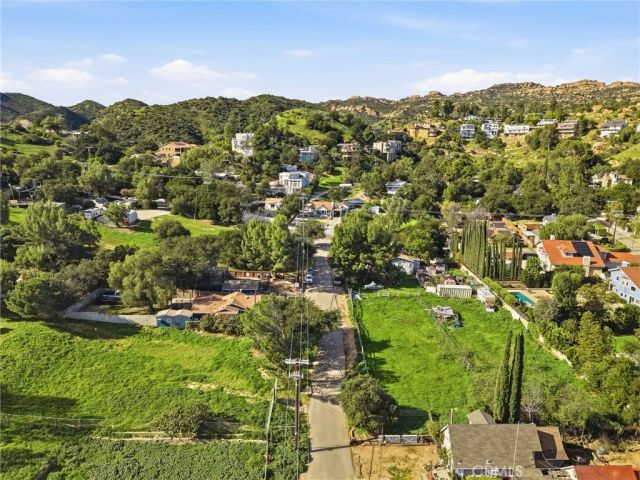 23956 Los Rosas Street, West Hills, CA 91304