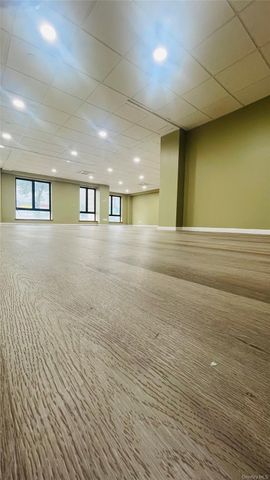 13517 Northern Boulevard 2C, Flushing, NY 11354