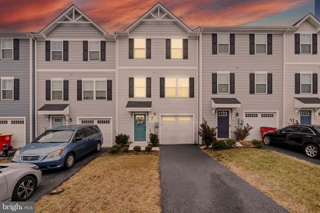 152 OGUNQUIT DR, Martinsburg, WV 25403