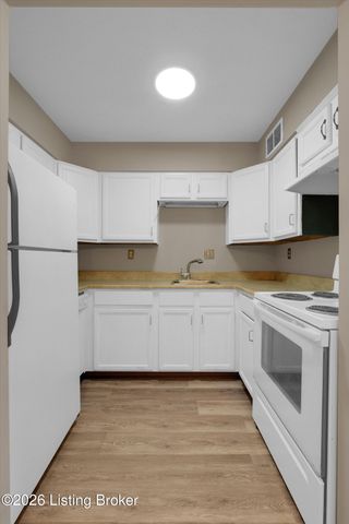4028 Poplar Level Rd APT 7, Louisville, KY 40213