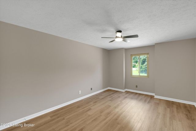 4028 Poplar Level Rd APT 7, Louisville, KY 40213